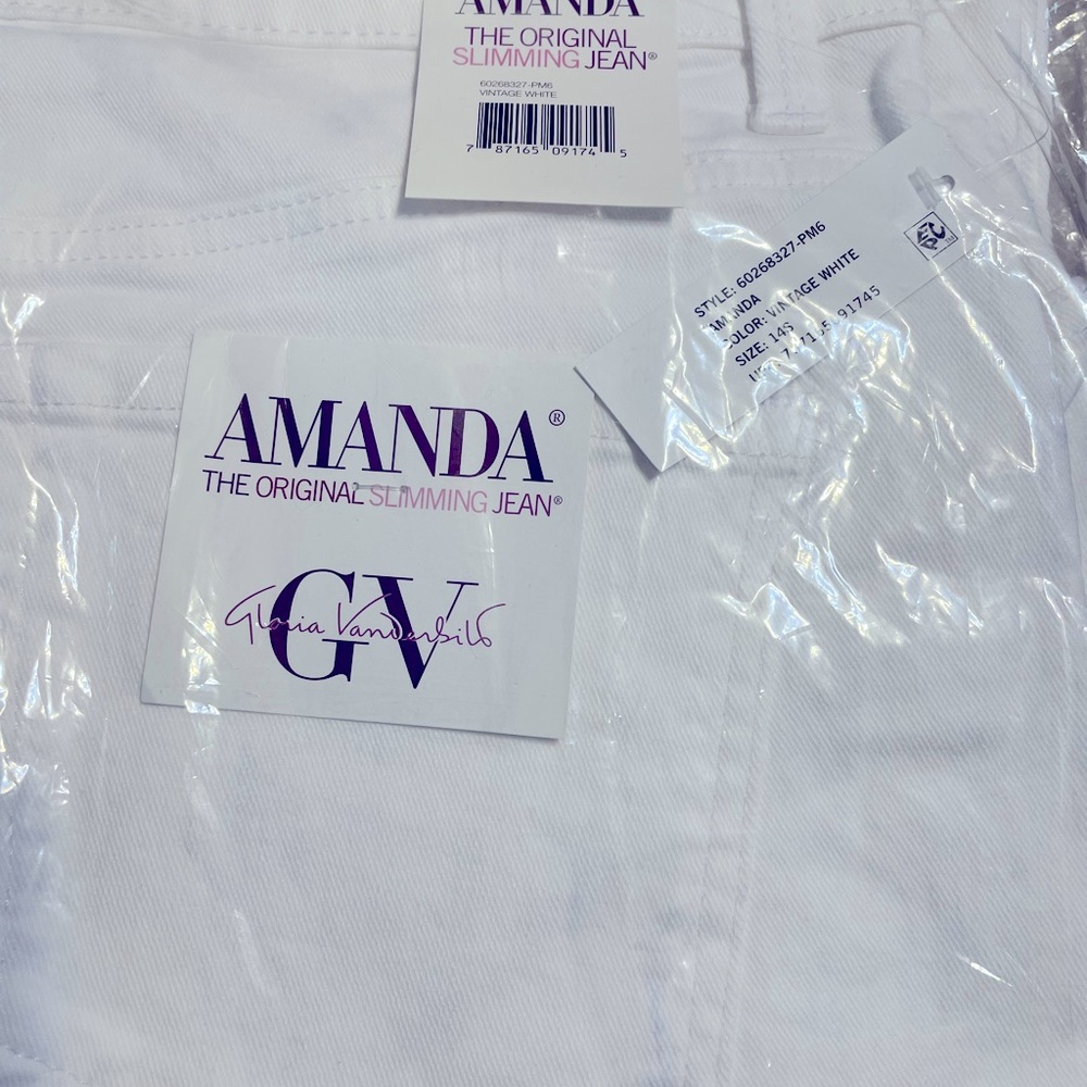 Gloria Vanderbilt Women's Amanda Slimming White Jeans 14S